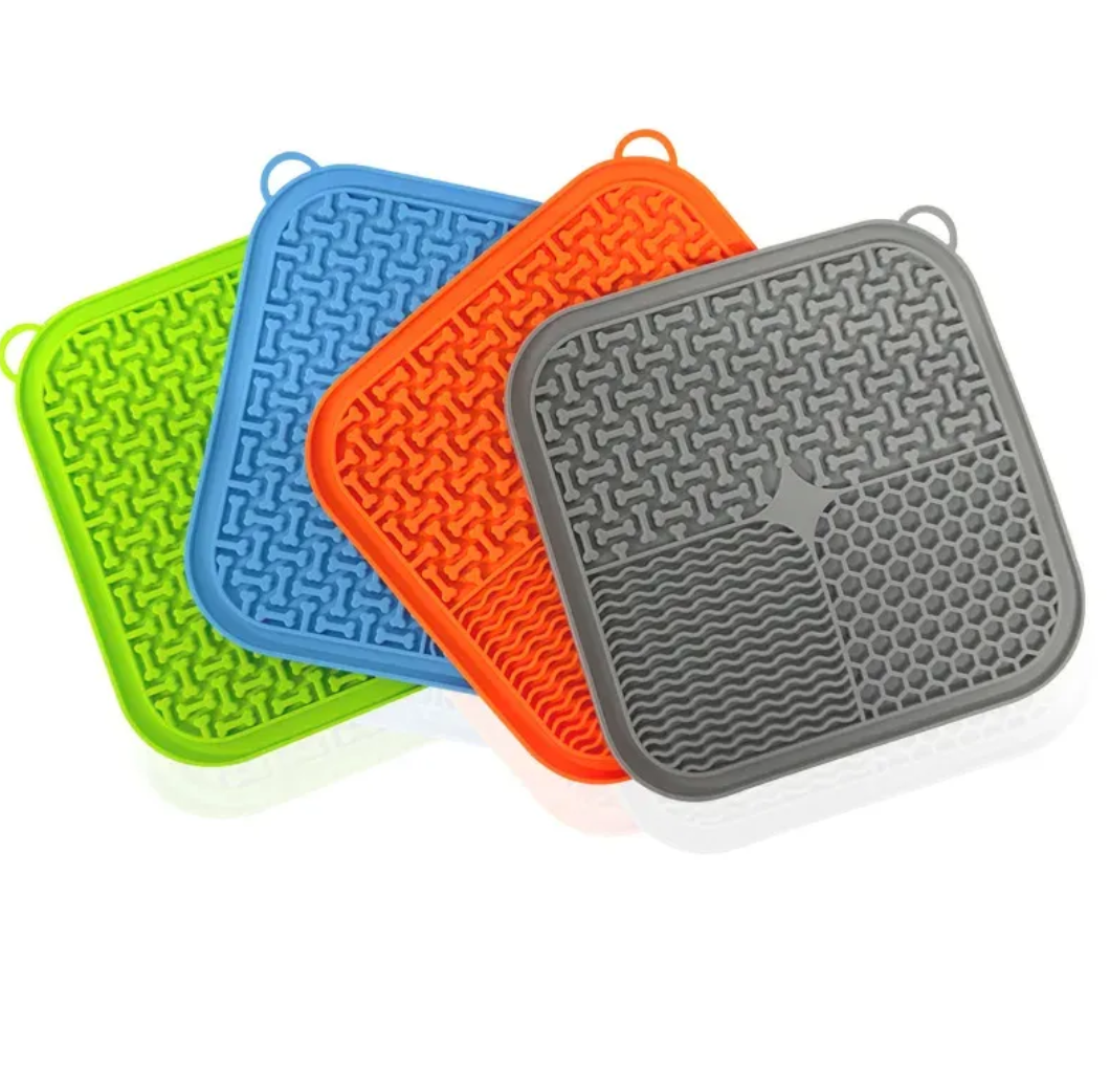 Calming Lick Mat for Dogs with Suction Cup